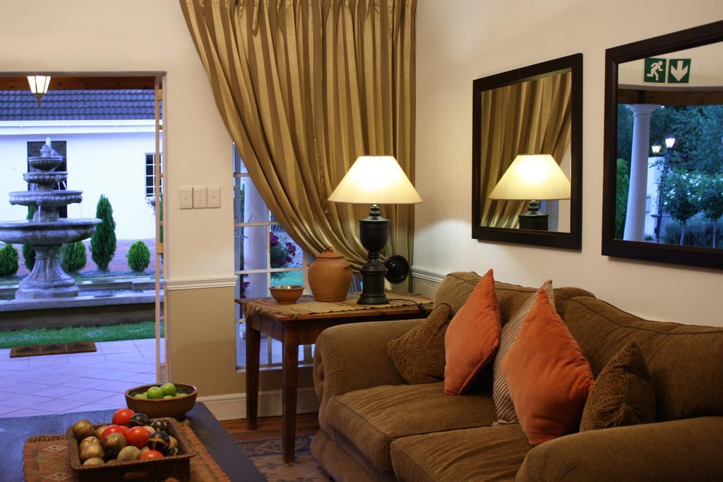 Lemon & Lime Guesthouse Bloemfontein Buitenkant foto
